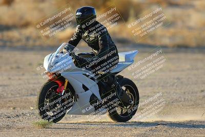 media/Oct-06-2024-Race Pace (Sun) [[d7d39ec7ad]]/1-Turn 10 (730am)/